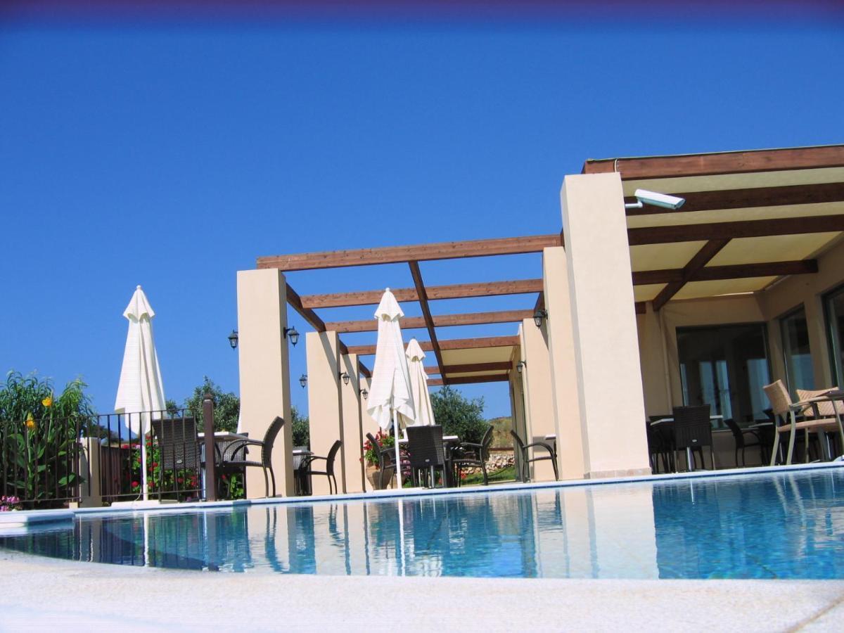 Livadaki Village Hotel Skala  외부 사진